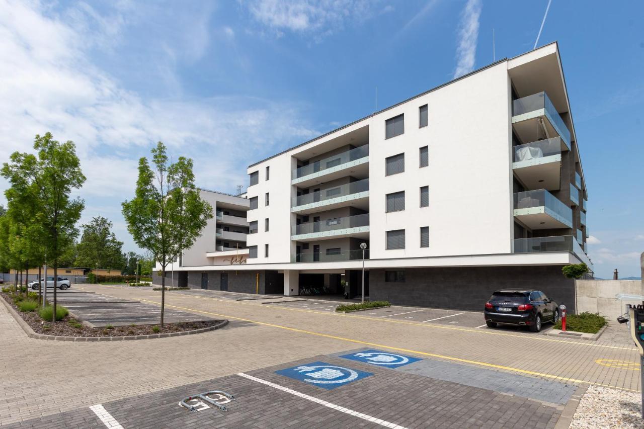 Lake Side Luxury Steps To The Lake Lela - Happy Rentals Balatonlelle Eksteriør billede